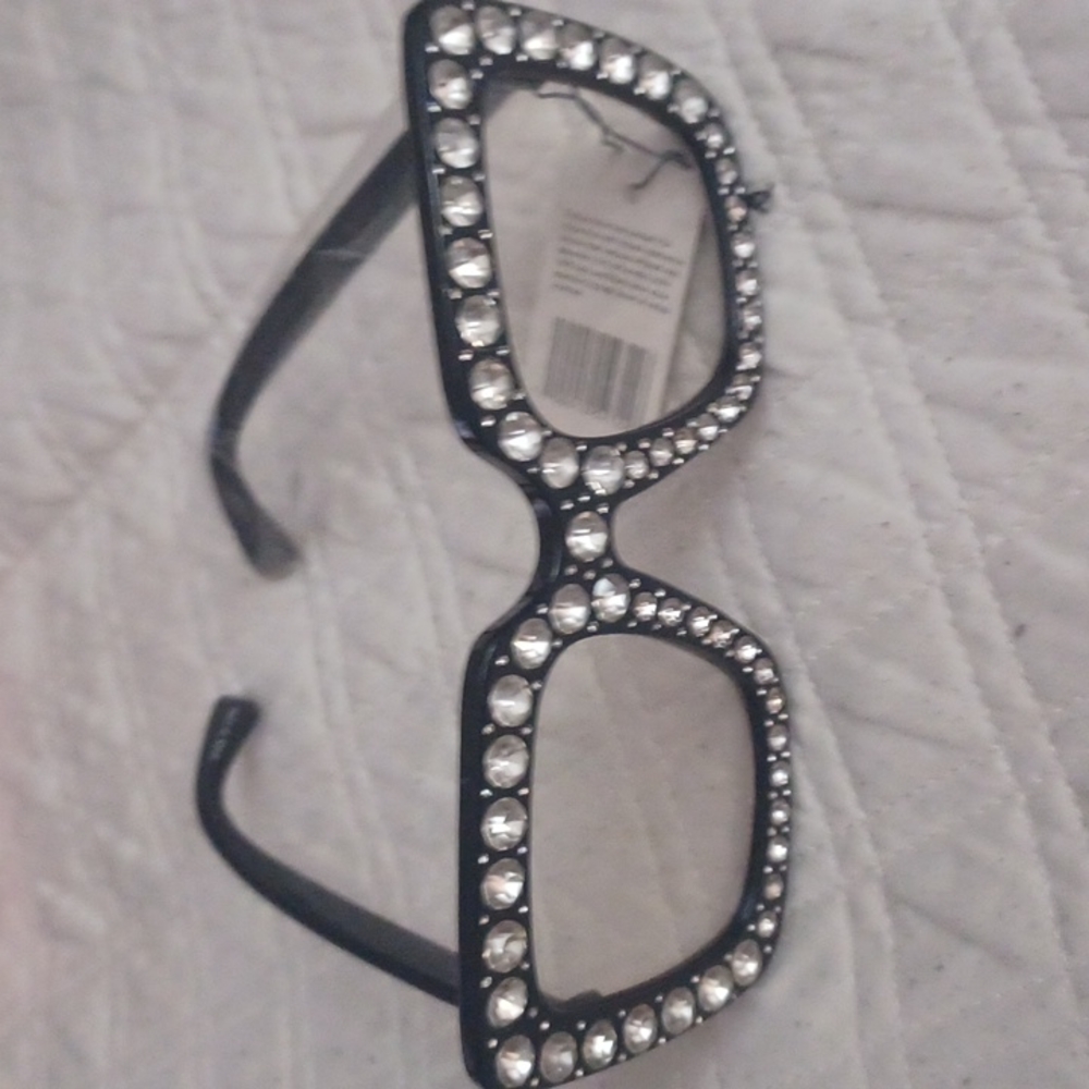 Glasses With Bling!! - Picture 5 of 5